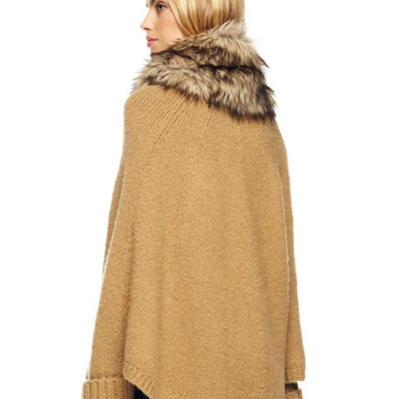 Michael Kors poncho - Picture 2 of 7